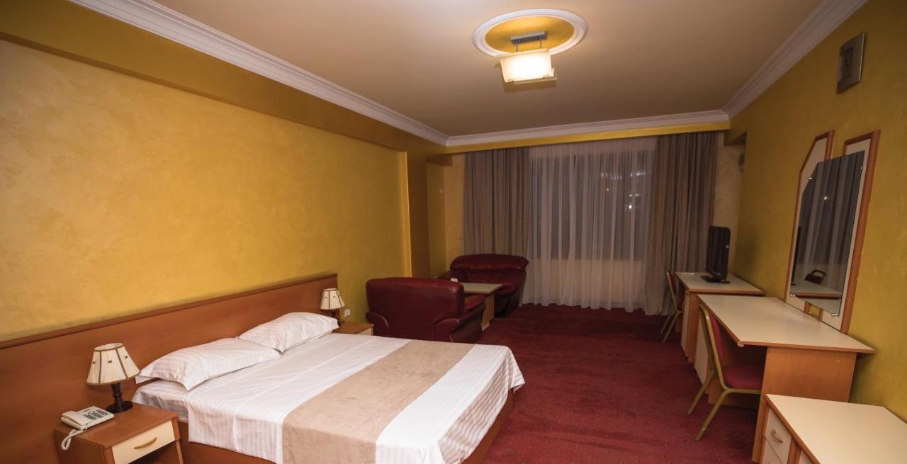 Nor Dzoraberd Hotel Complex Yerevan Exterior photo