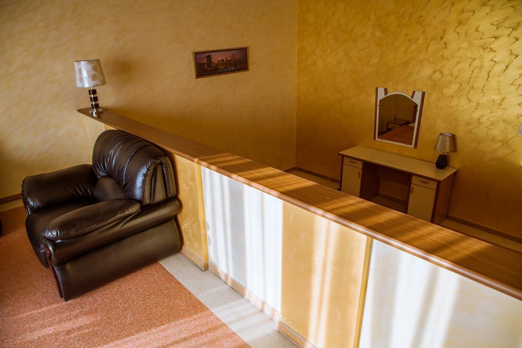 Nor Dzoraberd Hotel Complex Yerevan Room photo